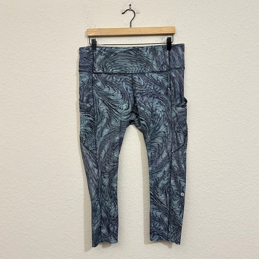 LULULEMON Fast Free Crop Leggings Dimensional Icing Blue Training